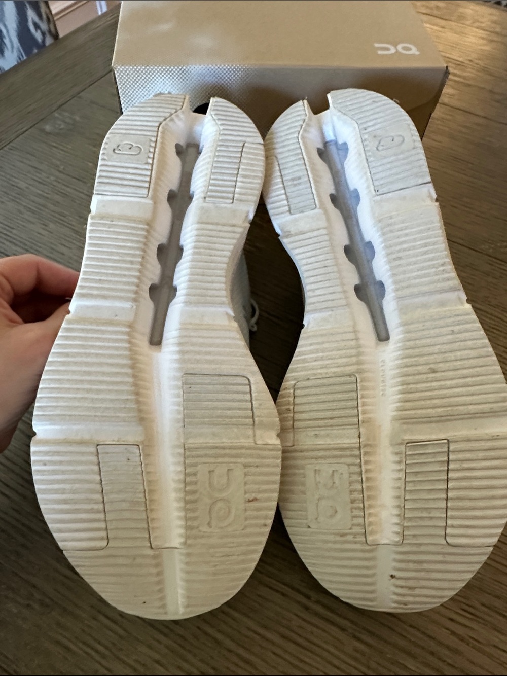 Mens On Cloudnova running sneaker in all white size 10 - Picture 7 of 11